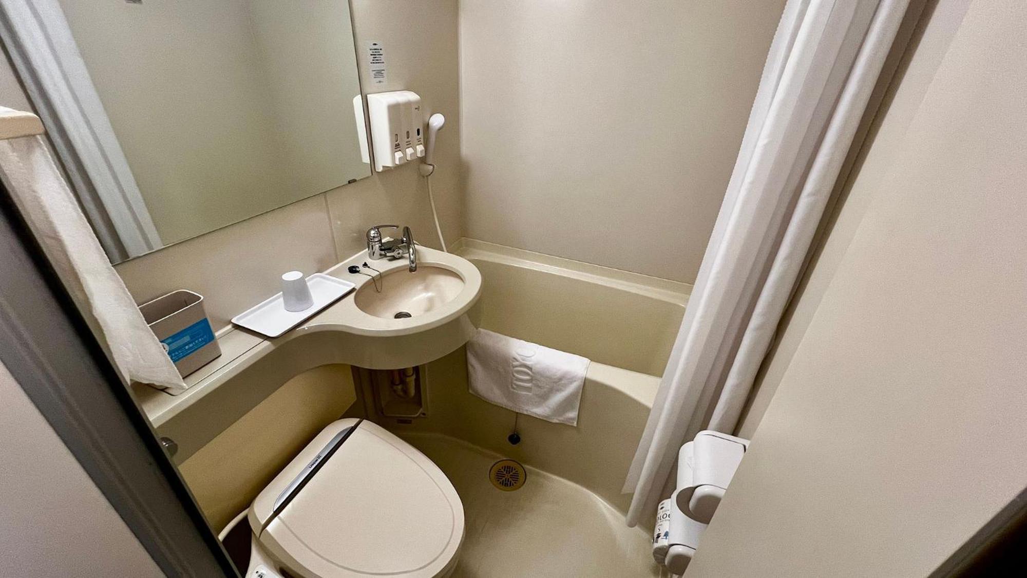 Toyoko Inn Shin-Yokohama Ekimae Honkan Exteriör bild